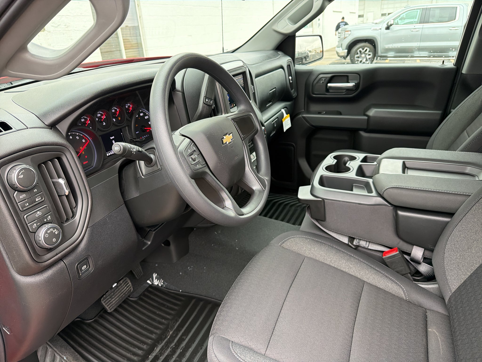 2026 Chevrolet Silverado 1500 Custom - Photo 9