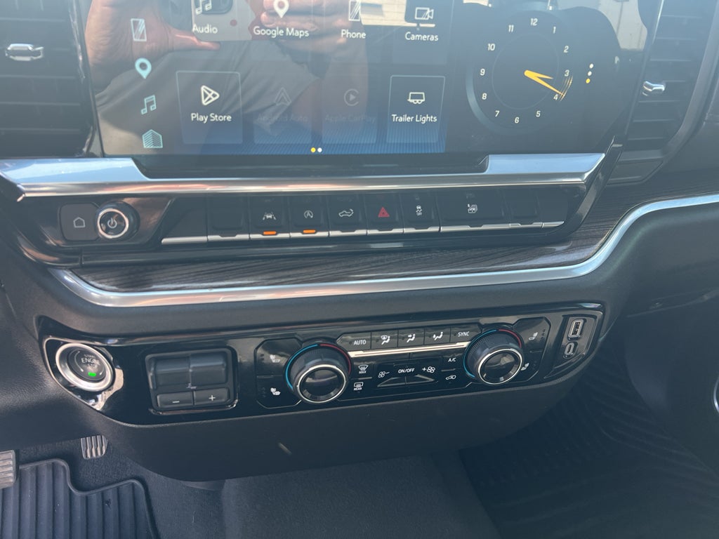 2025 Chevrolet Silverado 1500 LT (2FL)
