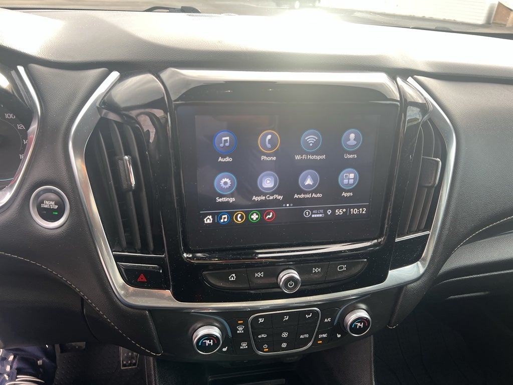 2023 Chevrolet Traverse LT Leather