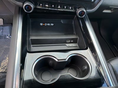 2025 Chevrolet Suburban LT