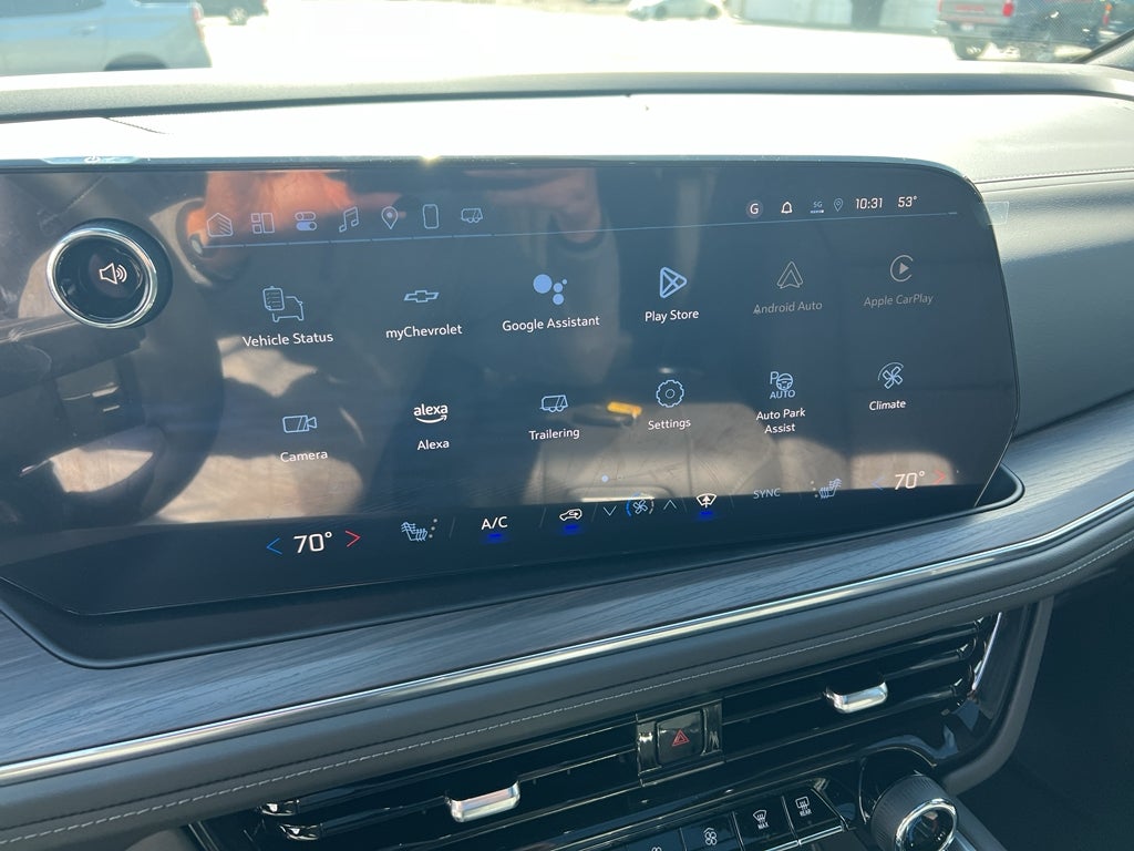 2025 Chevrolet Suburban LT