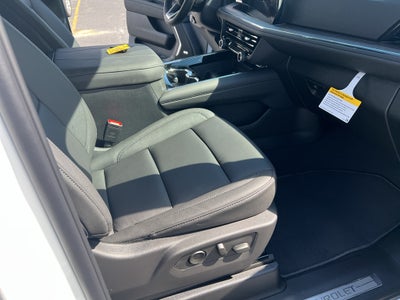 2025 Chevrolet Suburban LT