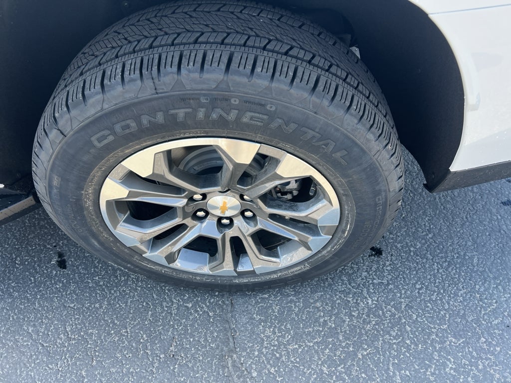 2025 Chevrolet Suburban LT