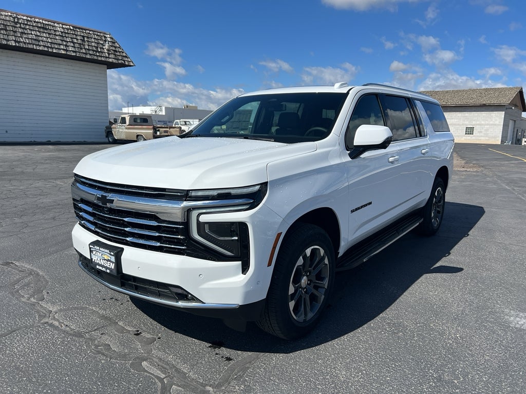 2025 Chevrolet Suburban LT