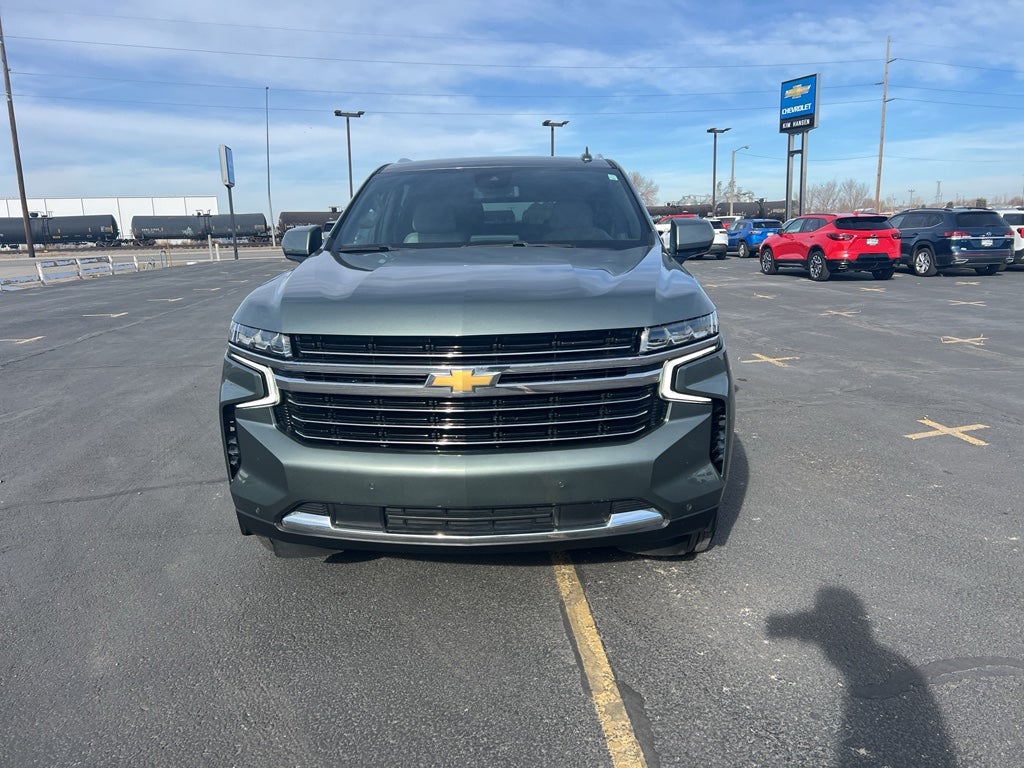 2024 Chevrolet Suburban LT