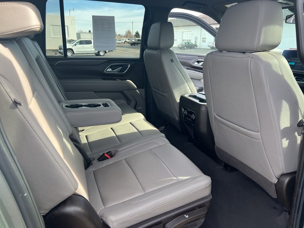 2024 Chevrolet Suburban LT