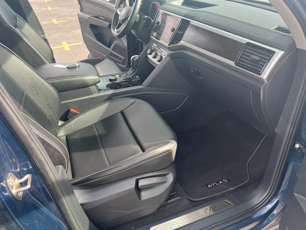 2022 Volkswagen Atlas 3.6L V6 SE w/Technology