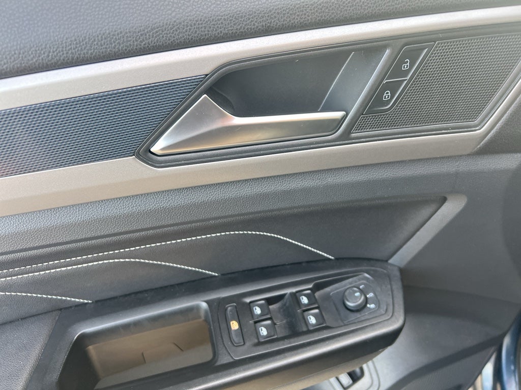 2020 Volkswagen Atlas Cross Sport 2.0T SEL