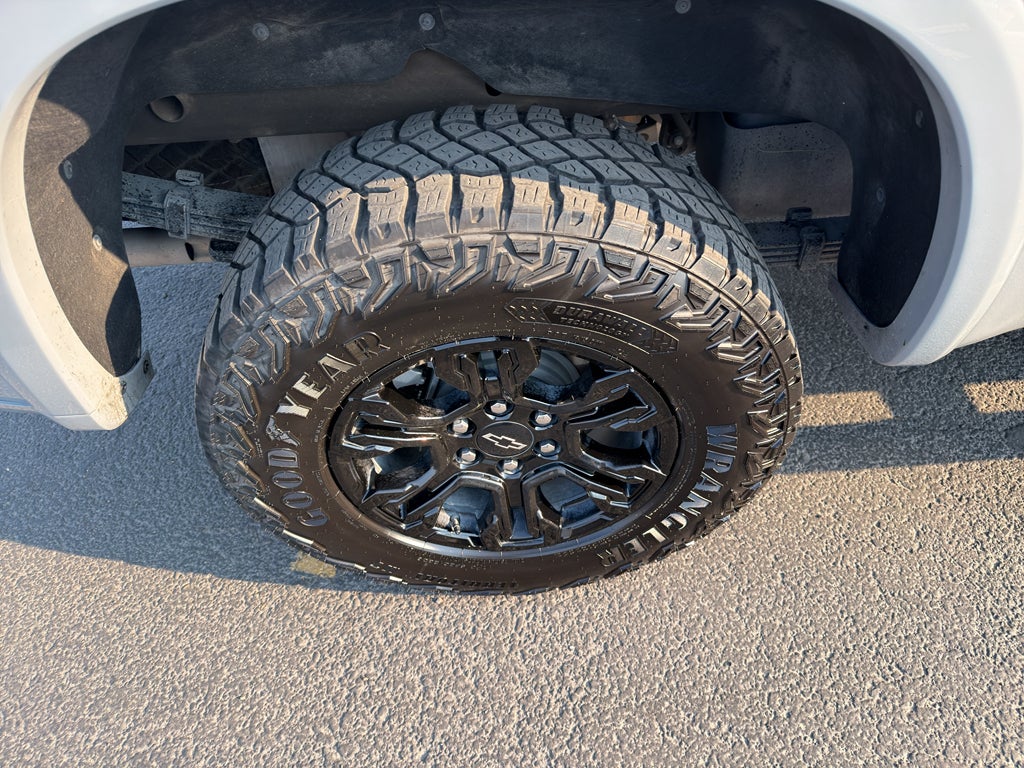2025 Chevrolet Silverado 1500 ZR2