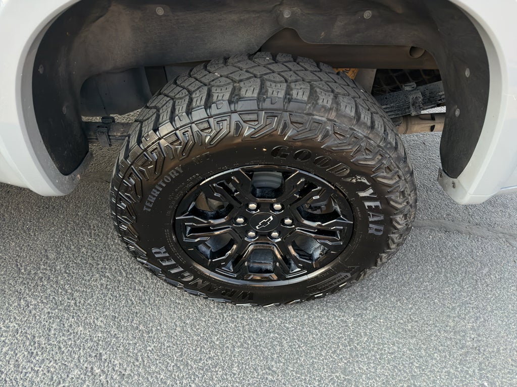 2025 Chevrolet Silverado 1500 ZR2