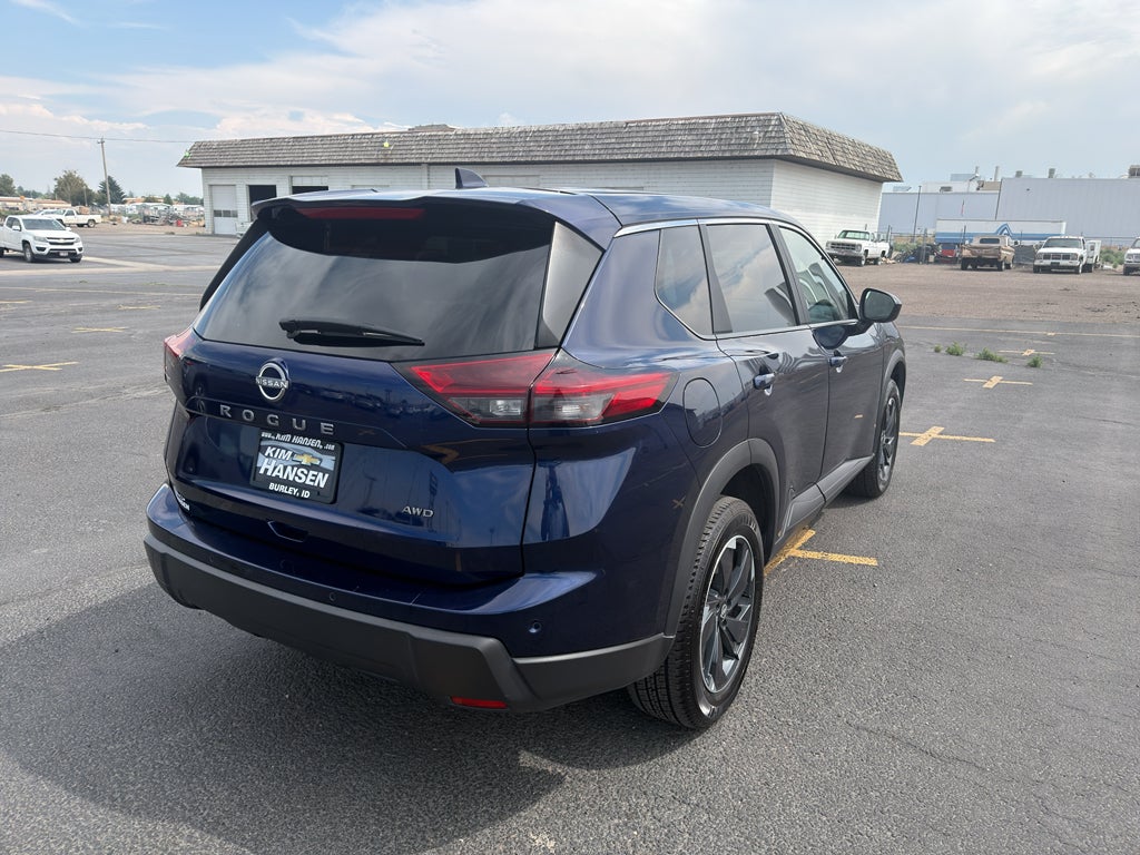 2025 Nissan Rogue SV